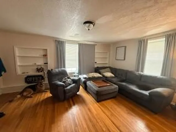108 E Market St, Diamond, MO 64840
