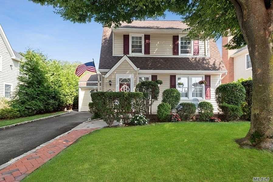 1st image of 59 Adams St