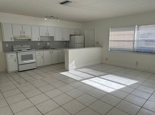 2444 Wilson St, Hollywood, FL 33020