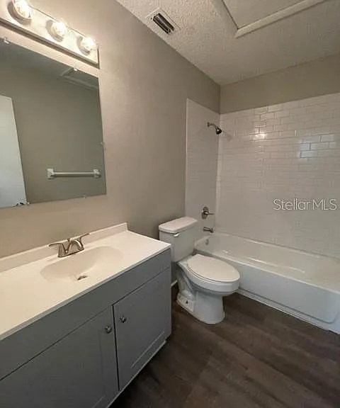 2415 Idlewild St — Photo 7