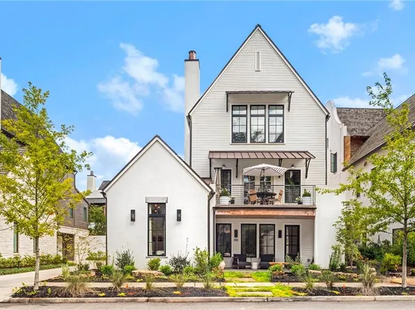 326 Mado Ln, Chattahoochee Hills, GA 30268