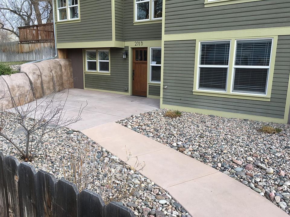Front Walk-Up