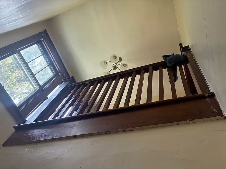 2318 Anderson St — Photo 5
