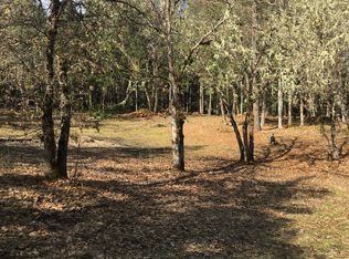 165 Iris Ln, Grants Pass, OR 97526