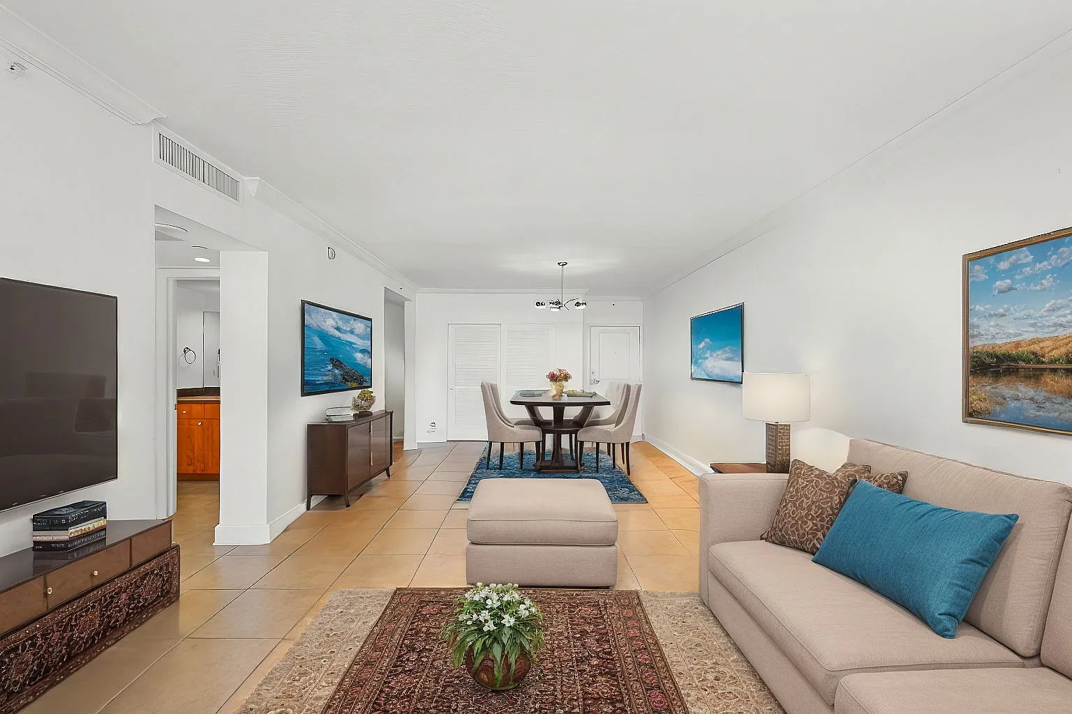 1 bed, 898 sqft, $2,600 — Photo 3