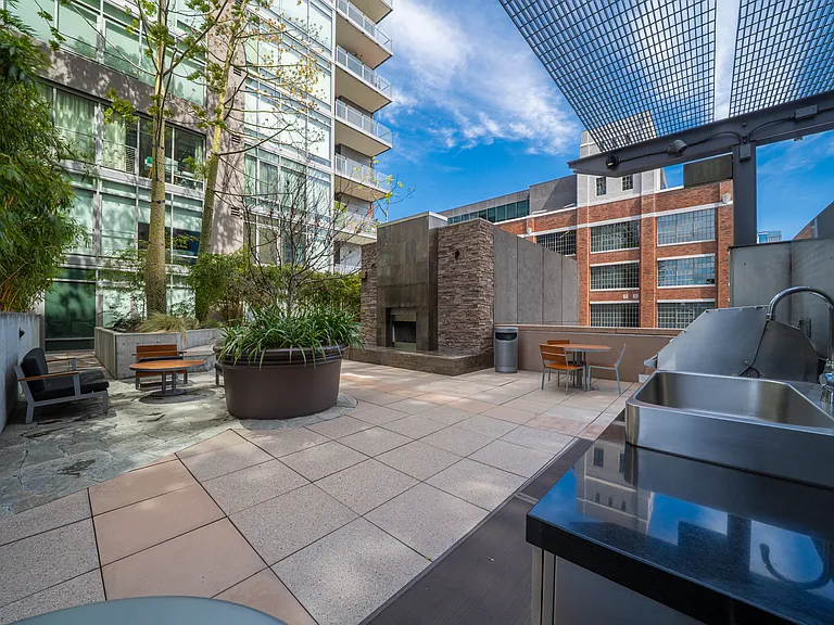 1100 S Hope St #805 — Photo 18