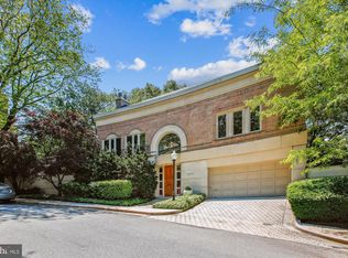 4504 Foxhall Cres NW, Washington, DC 20007