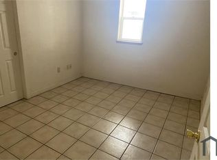 114 La Vega Dr SW #C, Albuquerque, NM 87105