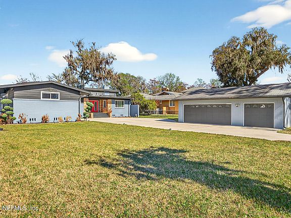 3rd image of 3977 SUSAN Drive