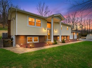 192 Colvin Run Rd, Grindstone, PA 15442