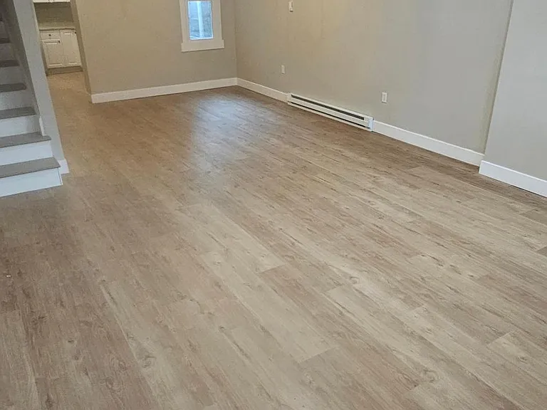 2065 E Somerset St — Photo 33