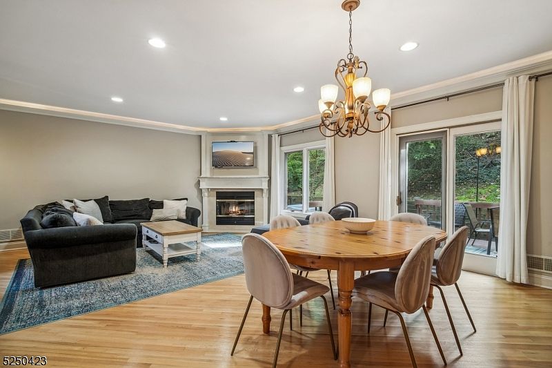 1st image of 24 Andrea Dr