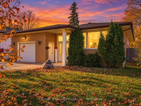 807 Highland Ct, Peterborough, ON K9H 5K1