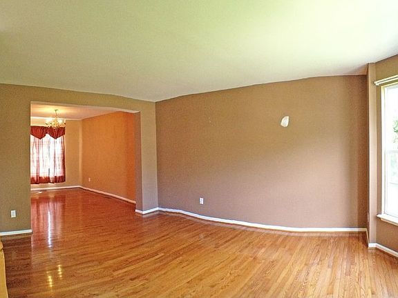 3rd image of 19312 Golden Meadow Dr