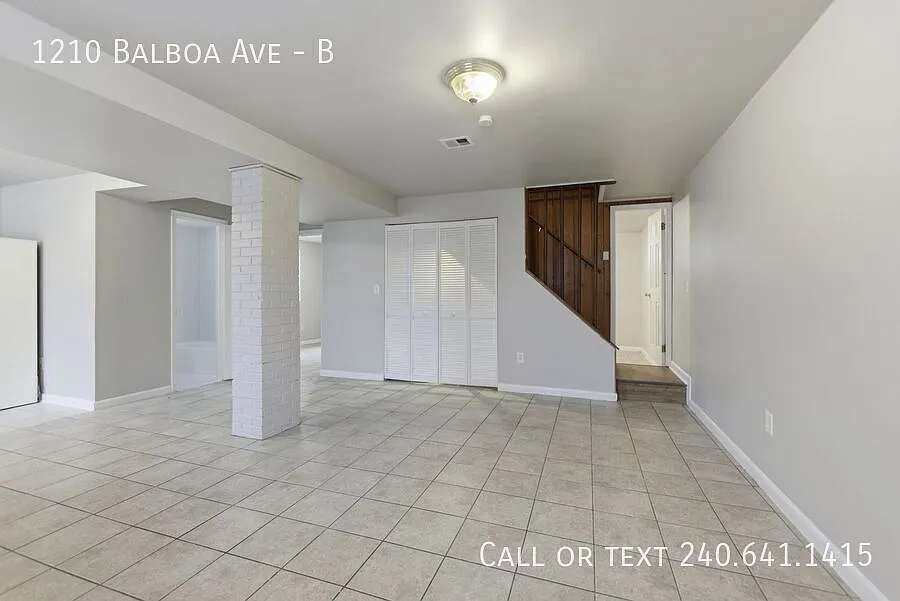 Building Photo - 1210 Balboa Ave #B
