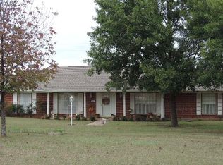 1099 Shattles Rd, Mineral Wells, TX 76067