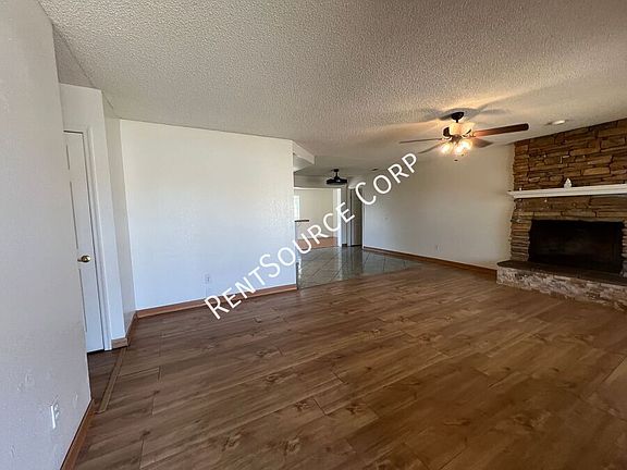 4th image of 800 Armory Rd