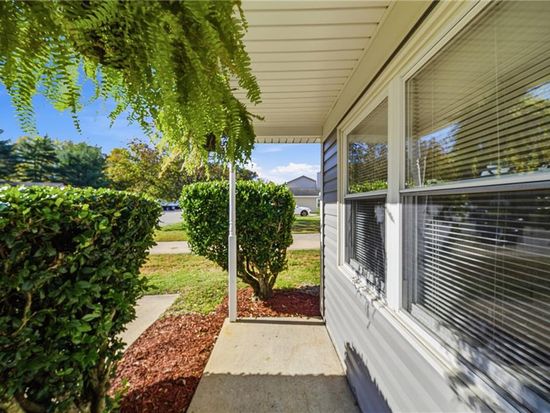 4028 Riverside Ct, Virginia Beach, VA 23453