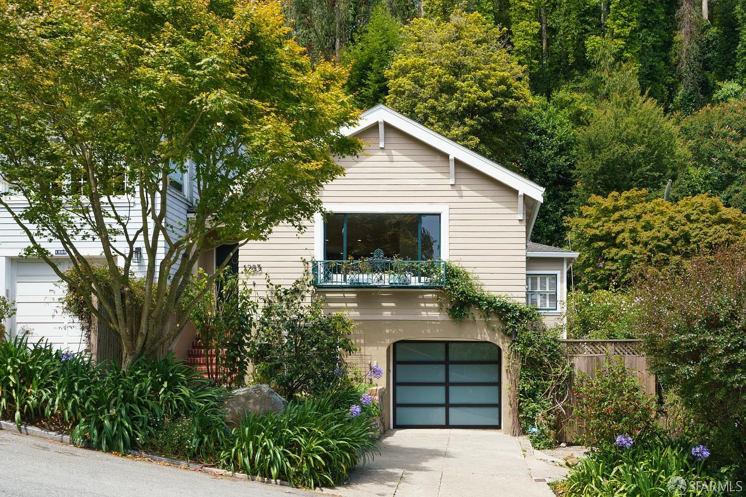 1283 Stanyan St, San Francisco, CA 94117 | Zillow