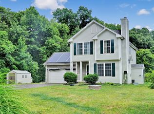 65 Meadow Brook Rd, Brookfield, CT 06804