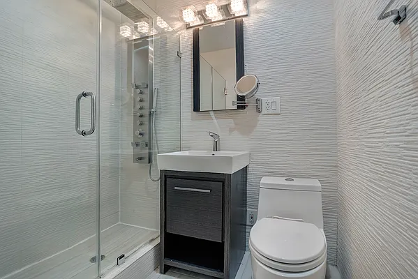 Rented by The Agency | media 17