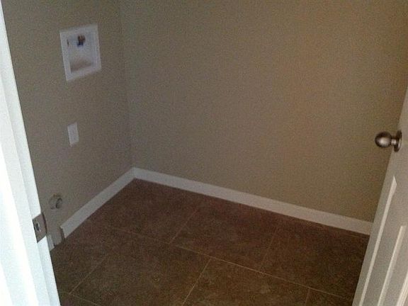 5th image of 1461 Serna Ave