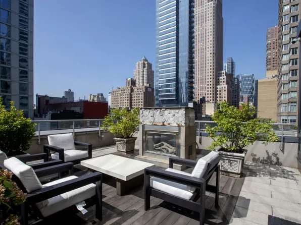 247 West 46th Street image 12 of 19