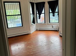 98 N 9th St #1, Newark, NJ 07107