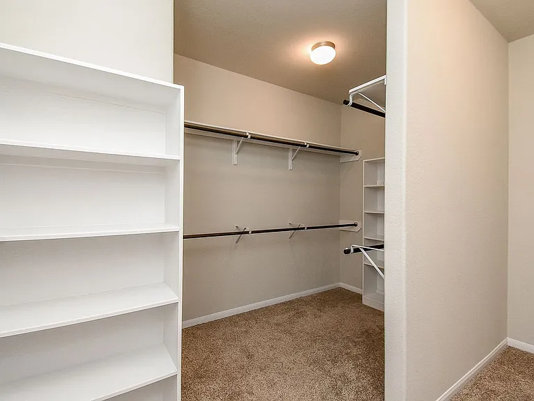 4442 Buentello Dr — Photo 44
