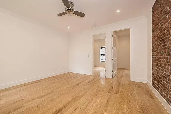 Rented by Compass | media 2