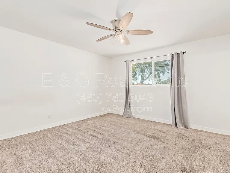 1809 E Concorda Dr — Photo 10