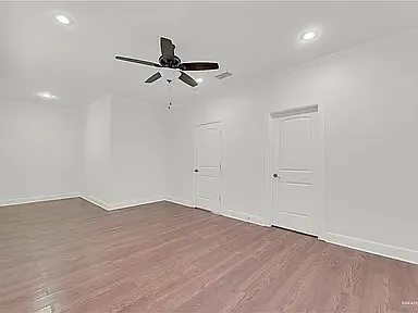 209 Robin Ave — Photo 9