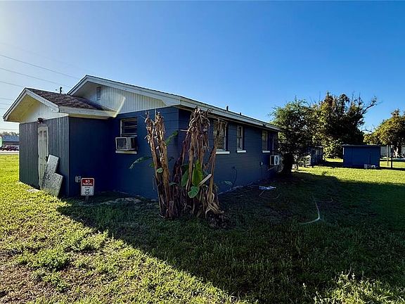 3rd image of 1314 N Combee Rd #4