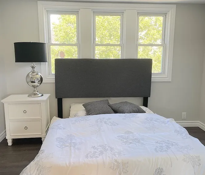1677 Victoria Ave — Photo 28