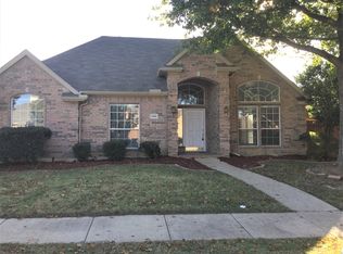 1160 Valley Oaks Dr, Lewisville, TX 75067