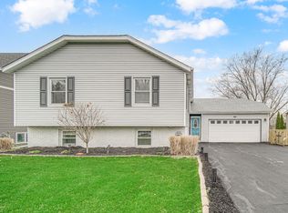 1441 Brandywine Rd, Crown Point, IN 46307