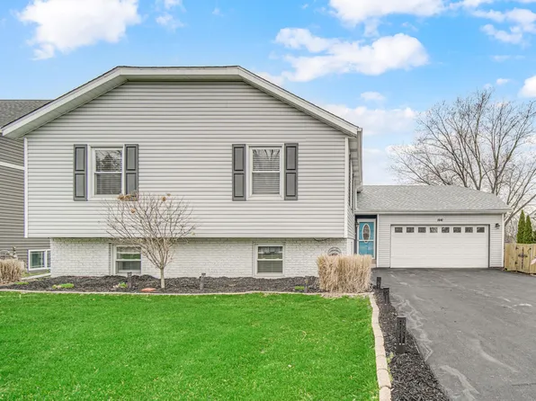 1441 Brandywine Rd, Crown Point, IN 46307
