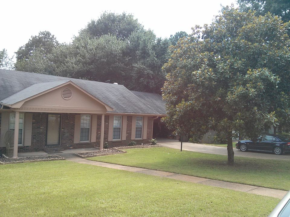 1st image of 311 23rd St N