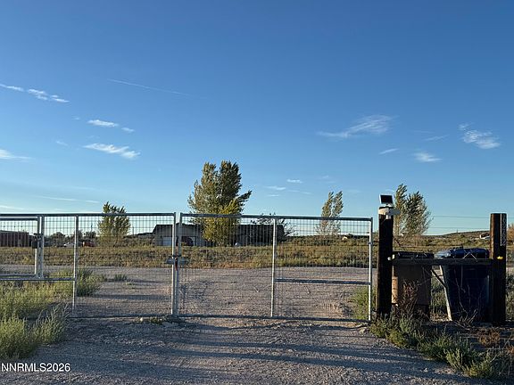 3rd image of 6262 Lakeview Dr