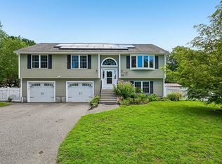 12 Autumn St, Billerica, MA 01821