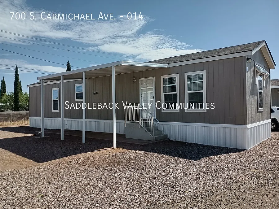 Building Photo - 700 S Carmichael Ave #14