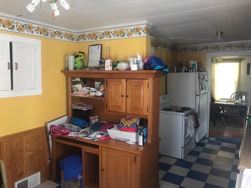 2nd image of 217 Medary Ave S