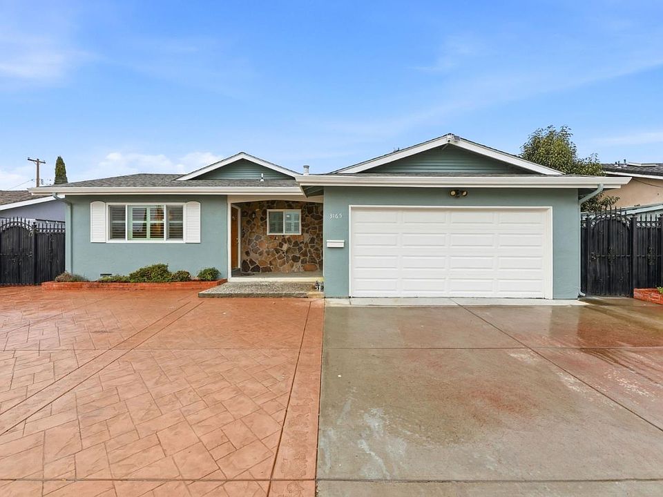 1st image of 3165 Coldwater Dr