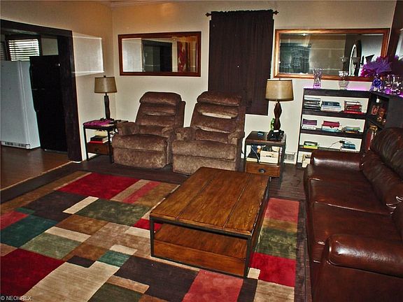 2nd image of 302 Avenue I