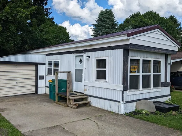 329 Parkview Dr, Arcade, NY 14009