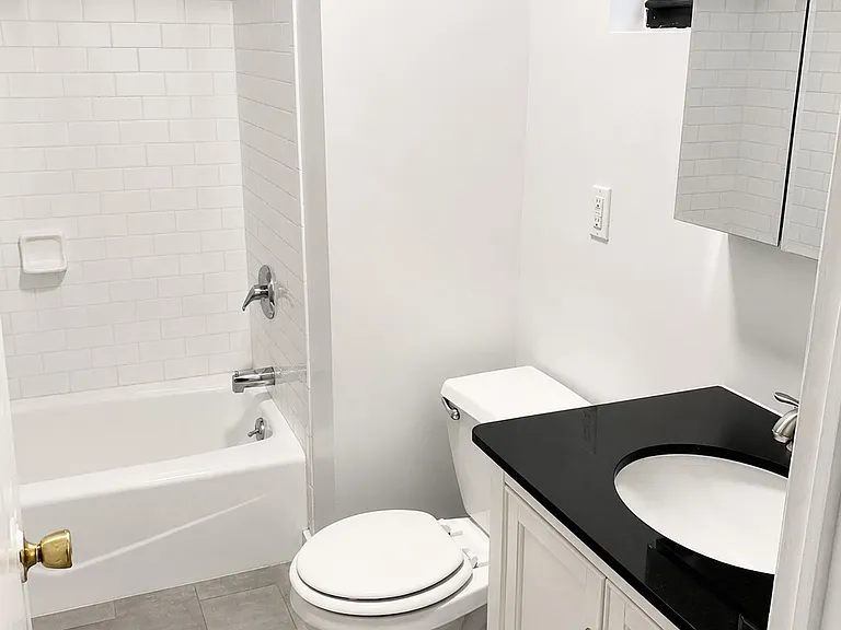 786 Amsterdam Ave #3S — Photo 5