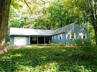 824 Mountain Rd, Cheshire, CT 06410