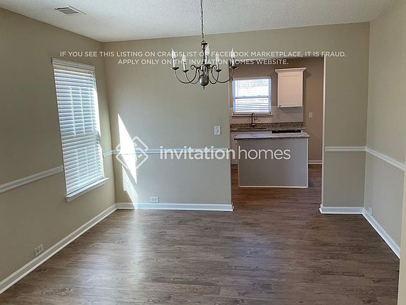 5th image of 3527 Rosebud Park Dr