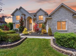 23376 Kirby Dr, Brownstown, MI 48134