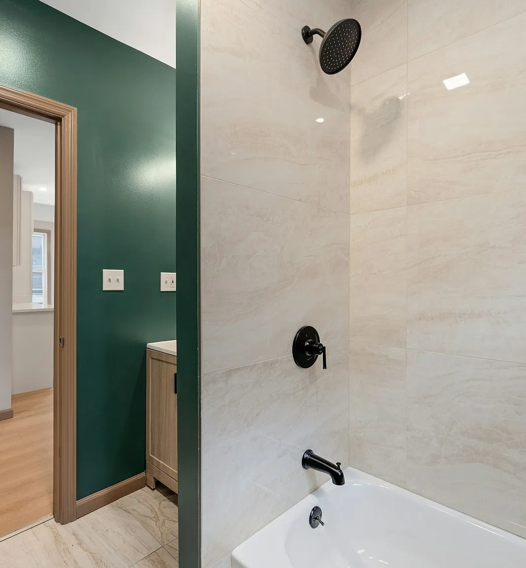 8776 Dexter Avenue, Unit B — Photo 3